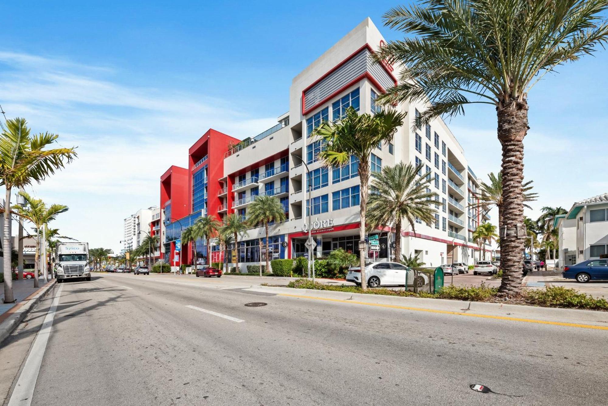 Hollywood Studios Condo Costa Exteriör bild