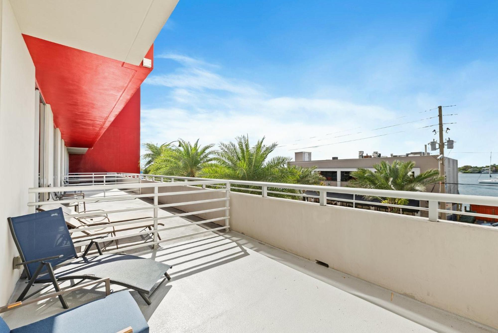Hollywood Studios Condo Costa Exteriör bild